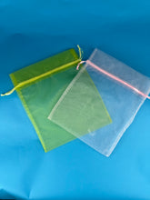 Charger l'image dans la visionneuse de la galerie, Light pink or lime green organza bags