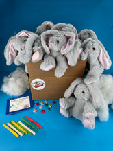 Charger l'image dans la visionneuse de la galerie, Plush Grey bunny with pink paws 10 pack