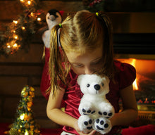 Charger l'image dans la visionneuse de la galerie, Plush Christmas Polar bear