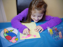 Load image into Gallery viewer, child doing sandart craft