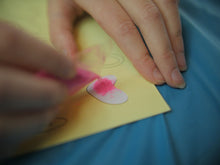 Charger l'image dans la visionneuse de la galerie, adding sand to sand art card