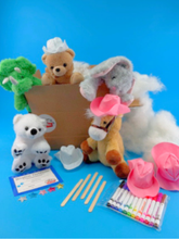 Charger l'image dans la visionneuse de la galerie, Pluah mix animal 5 pack with western hats for kids to adopt and stuff