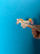 Charger l&#39;image dans la visionneuse de la galerie, Build your own unicorn glider craft